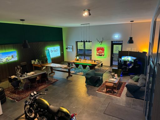 Elektro Fahrschule, skoda salzhausen,  Skoda Enyaq, Fahrsimulator, Simdrive, Skoda Enyaq RS Coupe, elektro Fahrschule, Fahrschule Oelstorf, 